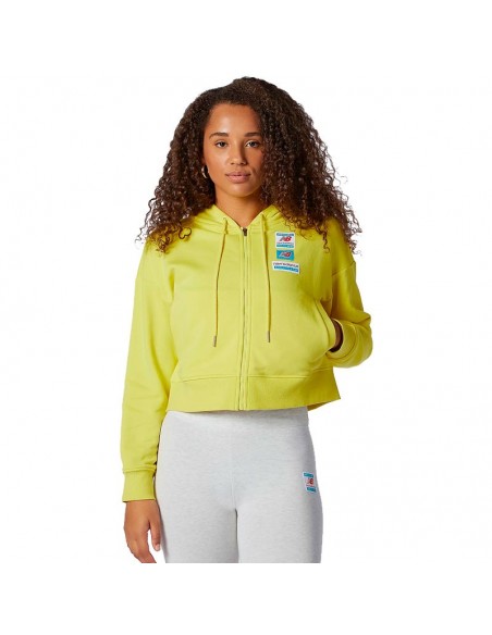 NEW BALANCE CHAQUETA ESSENTIALS FIELD DAY AMARILLO MUJER NEW BALANCE CHAQUETA ESSENTIALS FIELD DAY AMARILLO MUJER