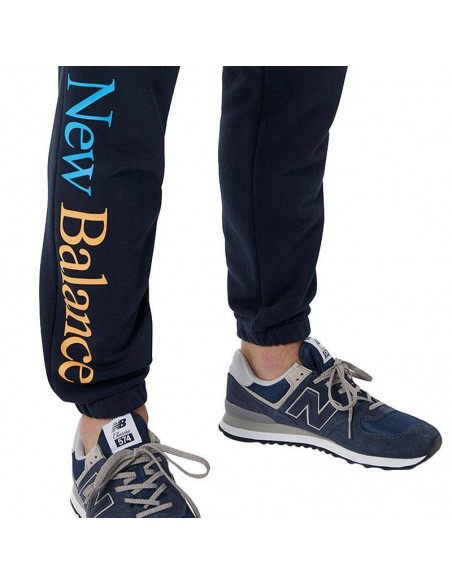 NEW BALANCE PANTALÓN ESSENTIALS CELEBRATE AZUL MARINO HOMBRE
