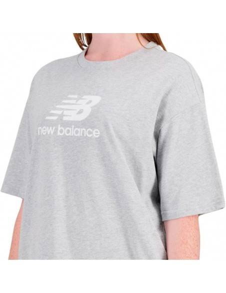 NEW BALANCE CAMISETA STACKED LOGO OVERSIZED NEW BALANCE CAMISETA STACKED LOGO OVERSIZED