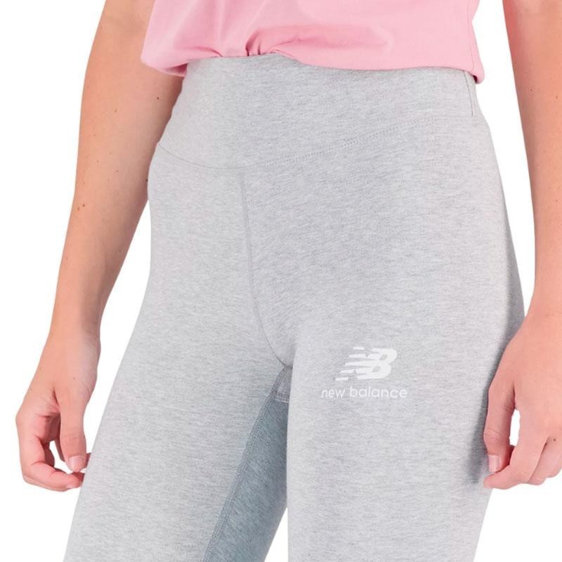 NEW BALANCE MALLAS ESSENTIALS STACKED LOGO NEW BALANCE MALLAS ESSENTIALS STACKED LOGO