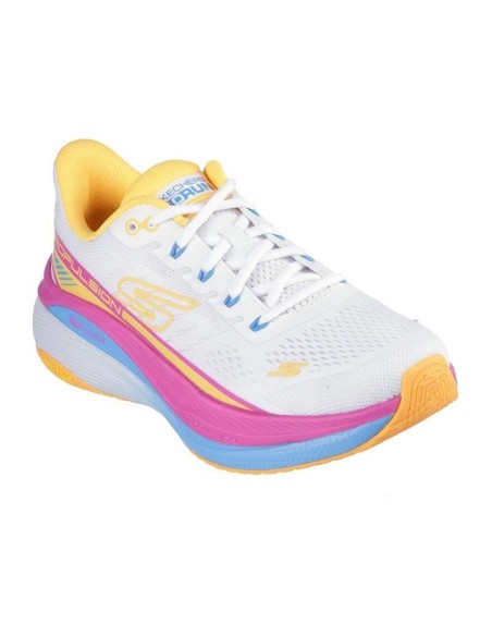 SKECHERS MAX CUSHIONING PROPULSION