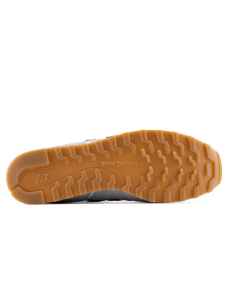 Zapatillas New Balance 373V2 gris suela