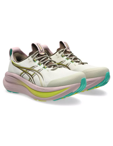 Zapatillas Asics Gel-Nimbus 28 TR Light Dust/Clay Canyon diagonal