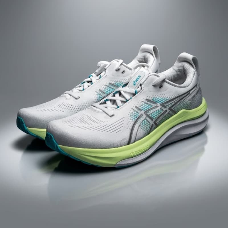 nuevas asics gel-kayano 33